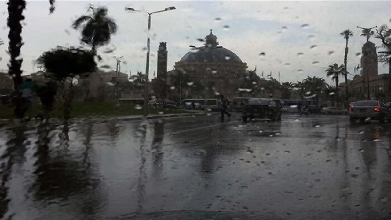 تقلبات جوية حادة.. الأرصاد تحذر من نشاط الرياح والأمطار بمحافظات مصر اليوم